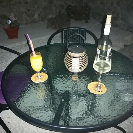 Вилла Lemon Tree House Каливес Экстерьер фото